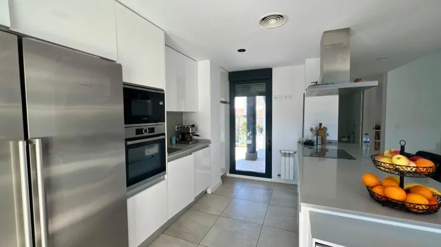 Villa de 3 dormitorios en Bétera, España No. 2608 № 20