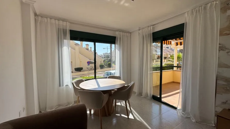 Apartamento de 2 dormitorios en Alicante, España No. 2347 № 14