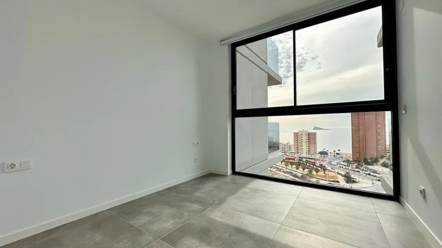 Apartamento de 2 dormitorios en Benidorm, España No. 1878 № 13