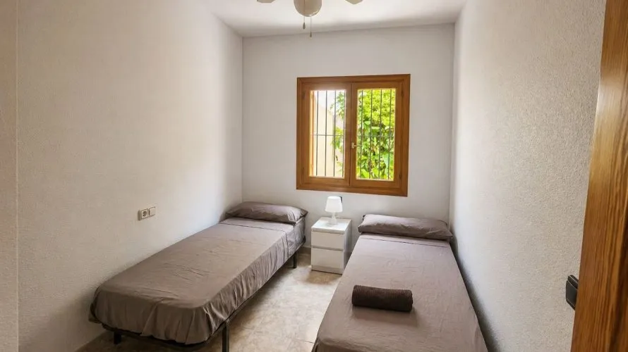 Apartamento de 65m² en Playa Flamenca II, España No. 2399 № 2