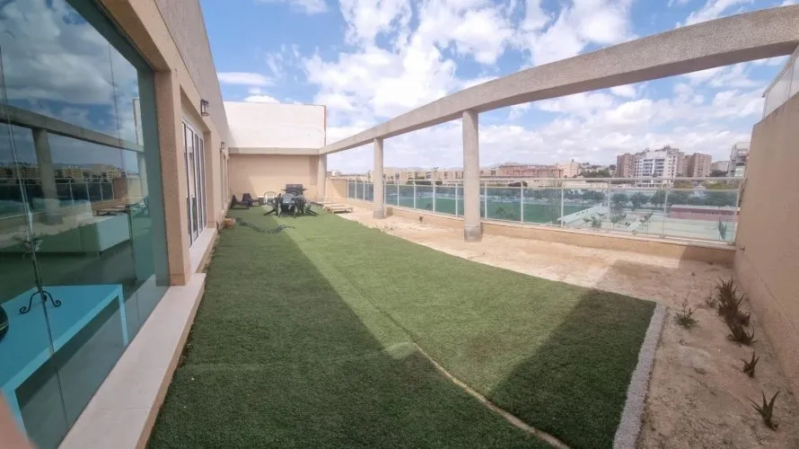 Ático de 3 dormitorios en Alicante, España No. 2071 № 15