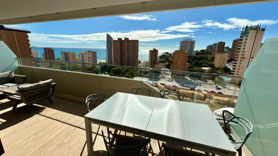 Apartamento de 2 dormitorios en Finestrat, España No. 2544 № 3
