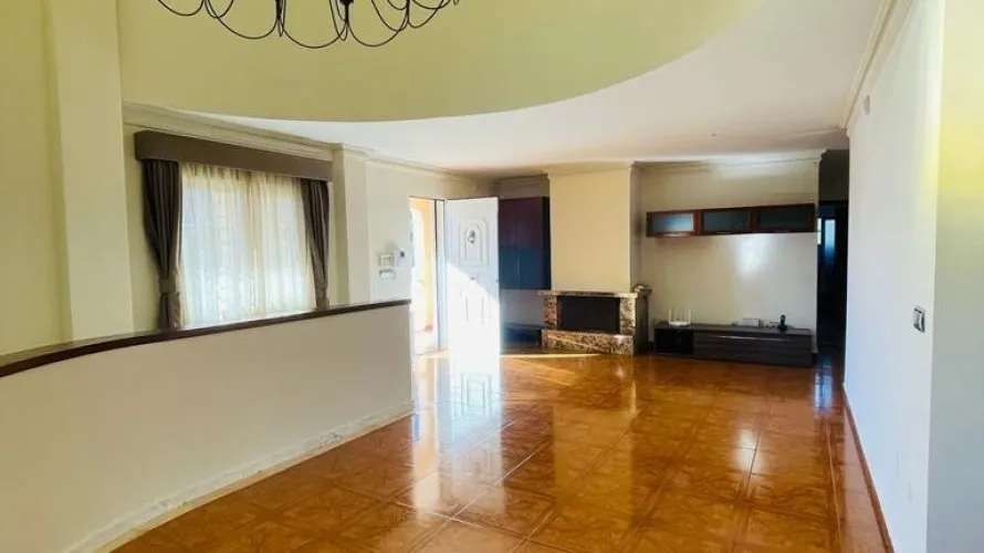 Villa de 4 dormitorios en Torrevieja, España No. 1466 № 5