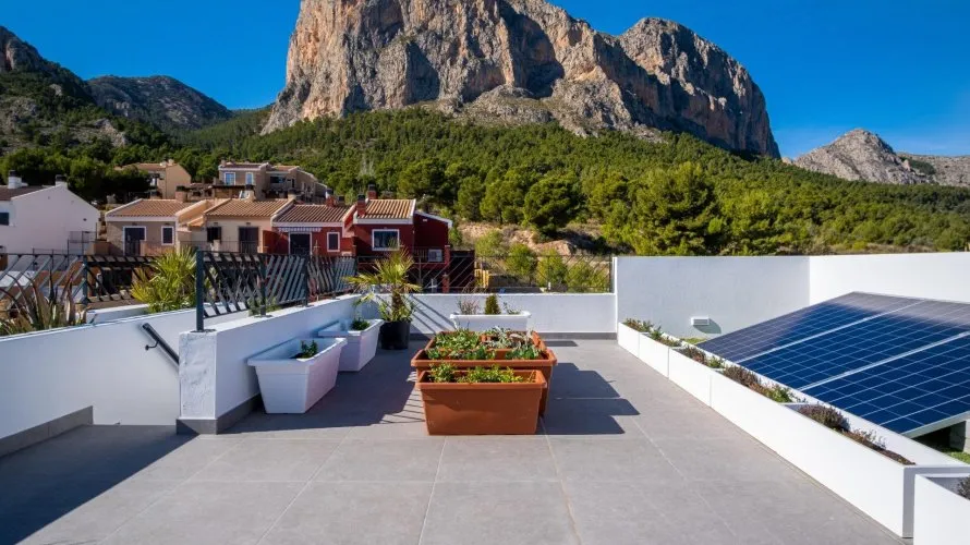 Villa de 3 dormitorios en Polop, España No. 1602 № 14