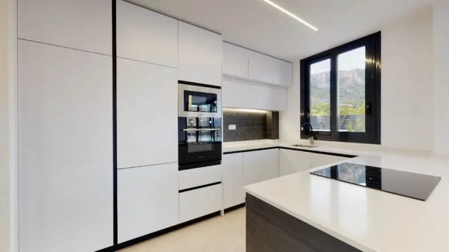 Apartamento de 4 dormitorios en La Alberca, España No. 1712 № 1