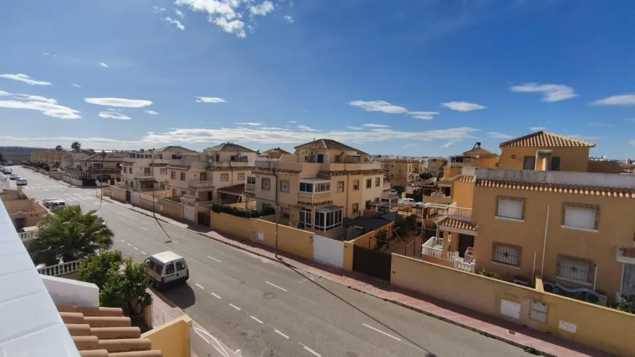 Сasa de 3 dormitorios en Rojales, España No. 2249 № 24