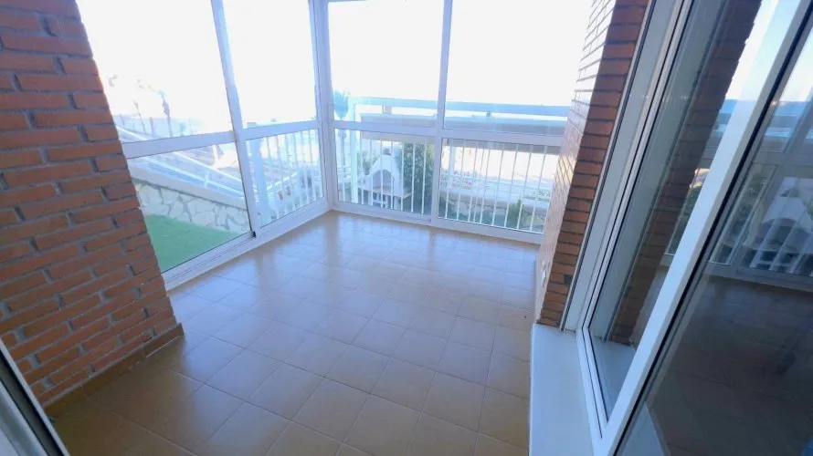Apartamento de 3 dormitorios en El Campello, España No. 2084 № 12