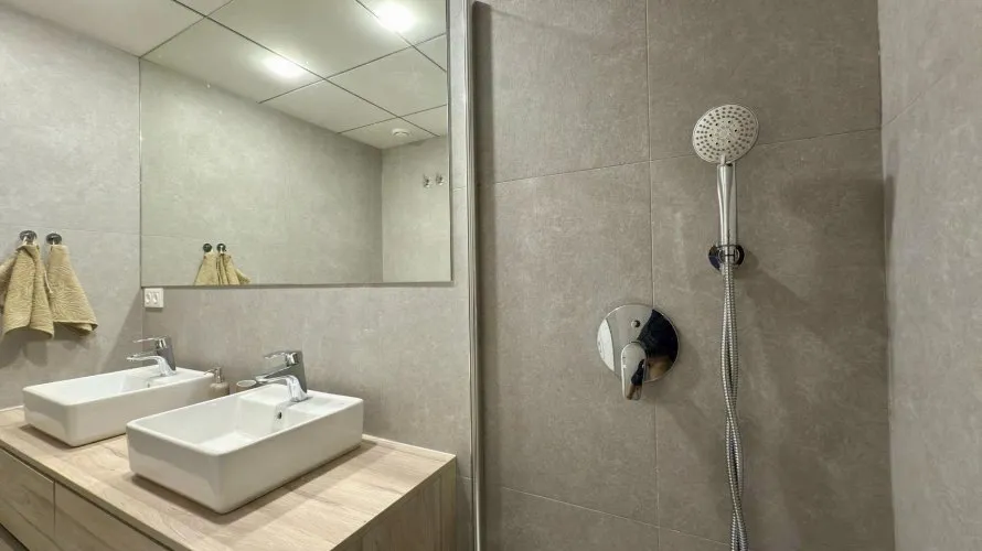 Apartamento de 2 dormitorios en Finestrat, España No. 2544 № 7