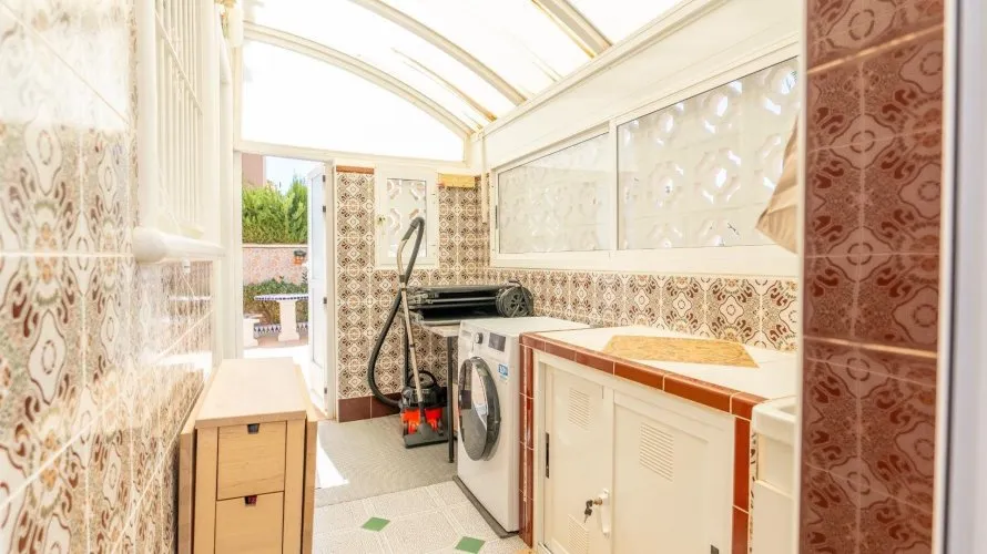 Villa de 3 dormitorios en Torrevieja, España No. 1542 № 5