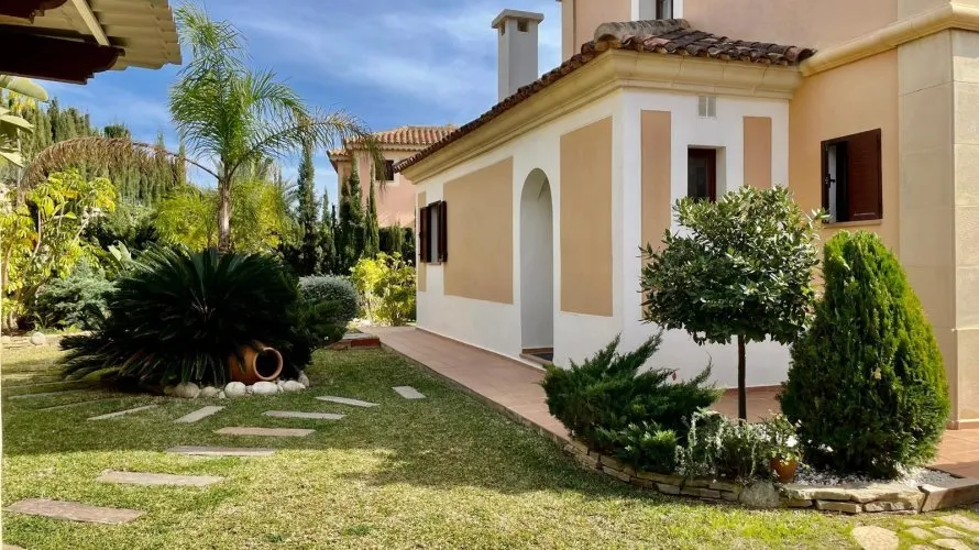 Villa de 1 dormitorio en Finestrat, España No. 2108 № 2