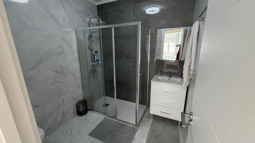 Apartamento de 3 dormitorios en Torrevieja, España No. 2235 № 28
