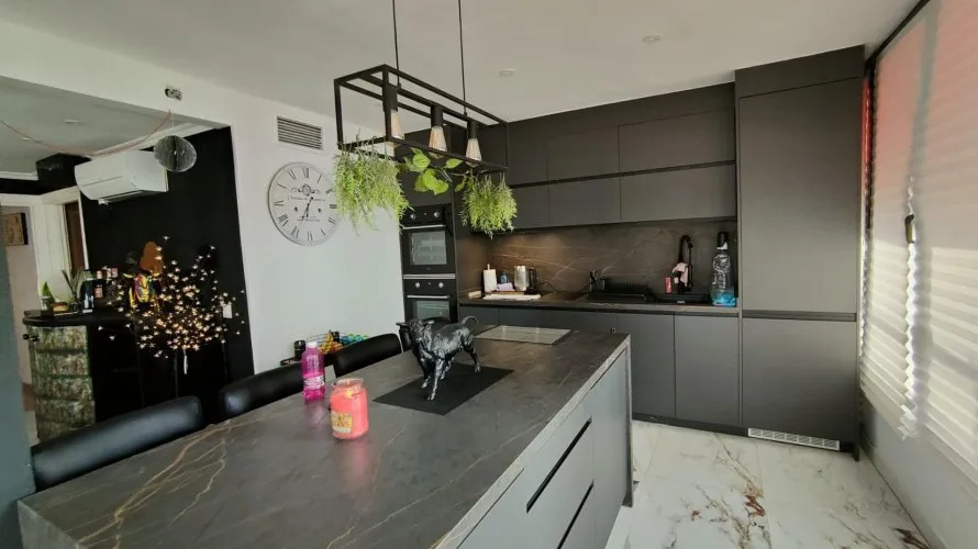 Apartamento de 2 dormitorios en Benidorm, España No. 1535 № 6