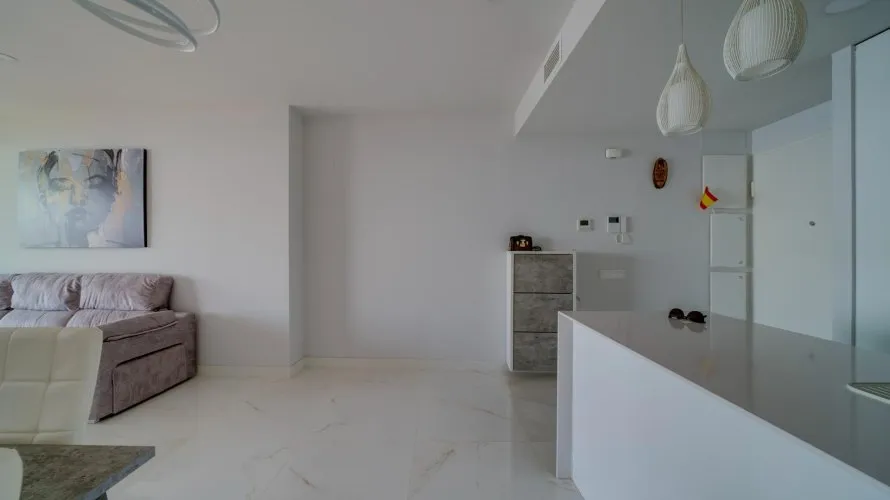 Apartamento de 2 dormitorios en Benidorm, España No. 2521 № 19