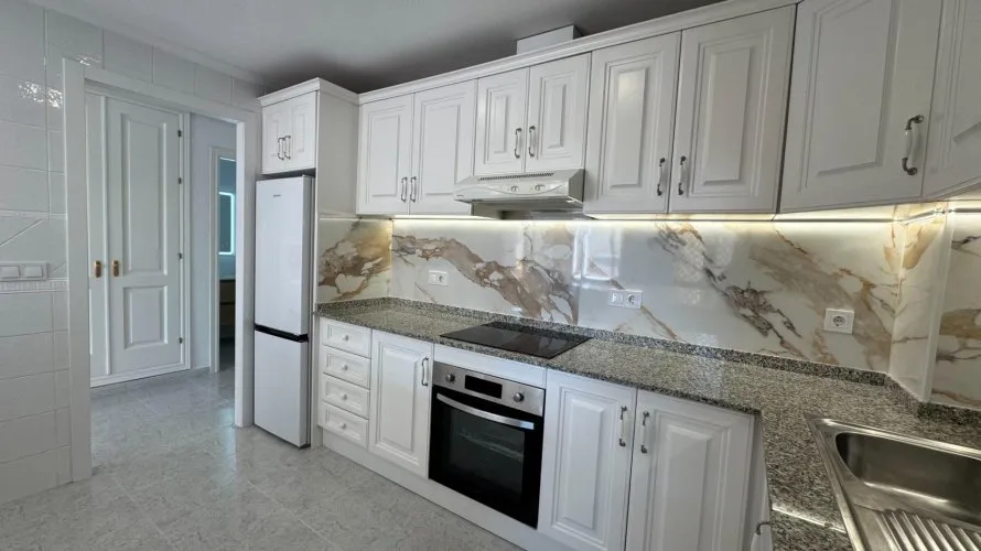 Apartamento de 2 dormitorios en Alicante, España No. 2347 № 9