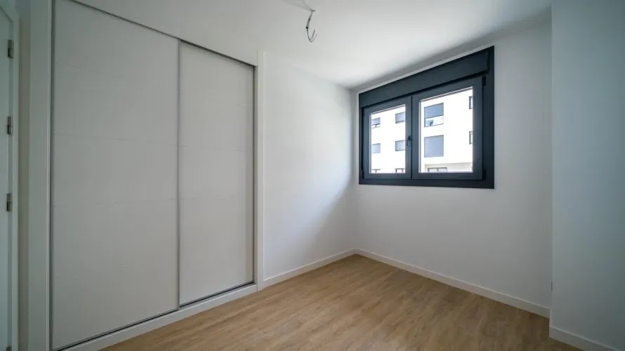 Apartamento de 3 dormitorios en Alicante, España No. 2615 № 4