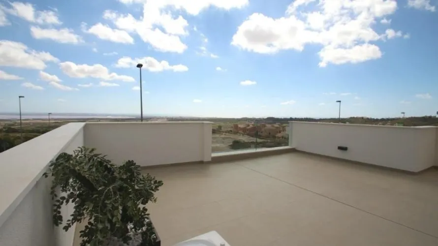 Villa de 3 dormitorios en San Miguel de Salinas, España No. 1689 № 11