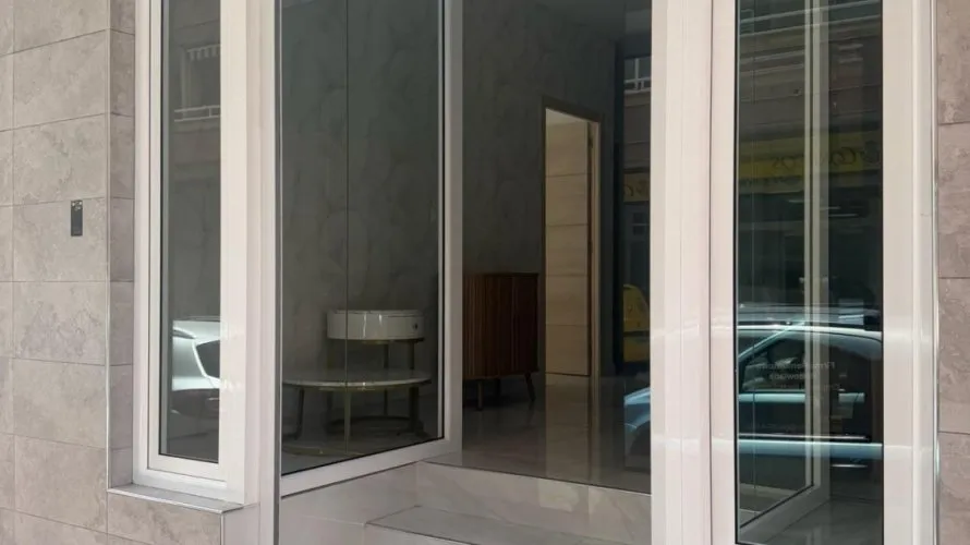 Propiedad comercial de 87.85m² en Torrevieja, España No. 2710 № 22