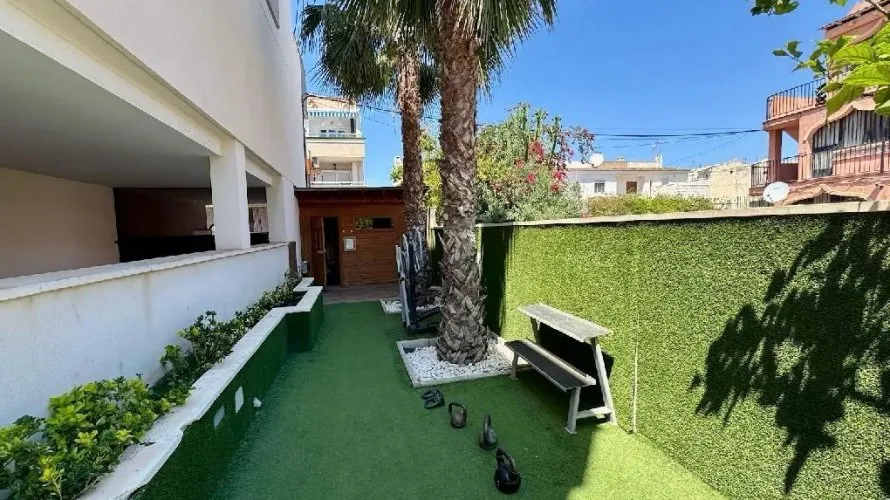 Apartamento de 2 dormitorios en Torrevieja, España No. 2083 № 23