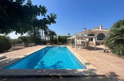 Villa de 236m² en Rojales, España No. 2493