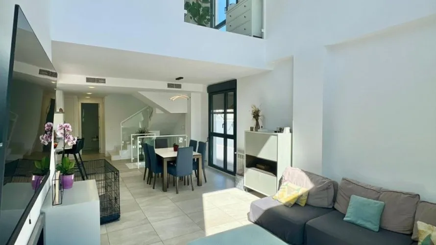 Villa de 3 dormitorios en Bétera, España No. 2608 № 11