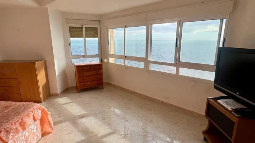 Apartamento de 4 dormitorios en Torrevieja, España No. 2256 № 21