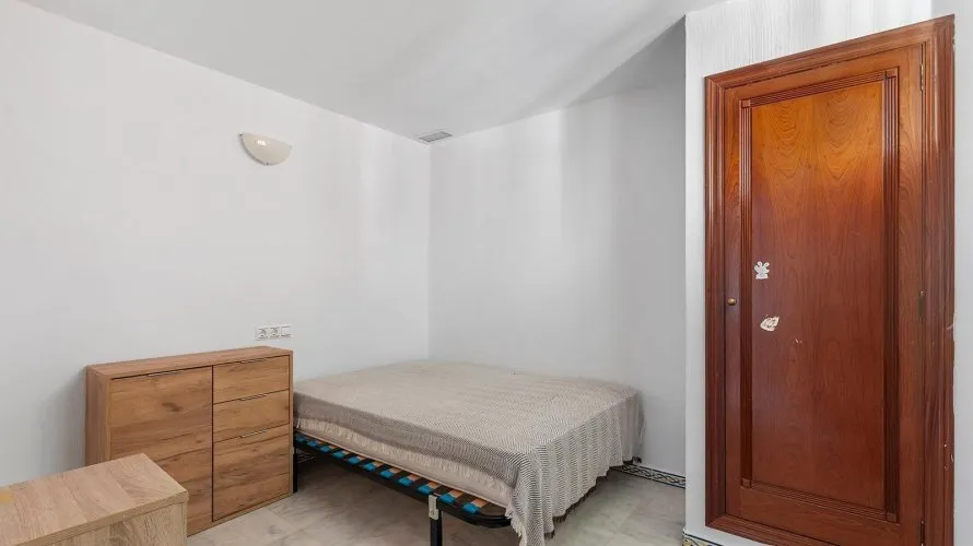 Apartamento de 2 dormitorios en Torrevieja, España No. 2357 № 20