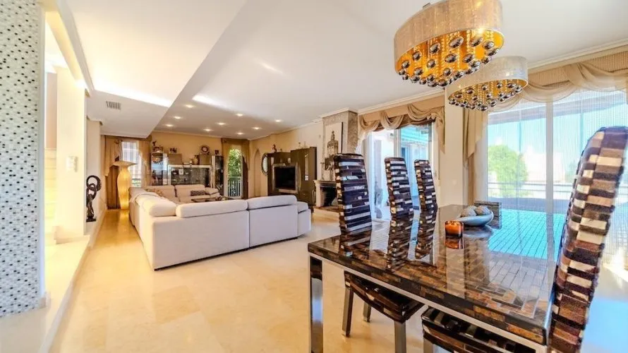 Villa de 5 dormitorios en Torrevieja, España No. 2080 № 4