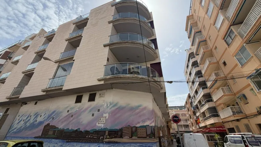 Apartamento de 1 dormitorio en Torrevieja, España No. 2389 № 20