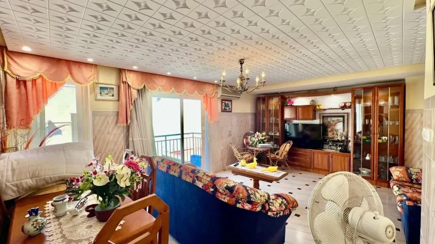 Apartamento de 1 dormitorio en Santa Pola, España No. 2277 № 4