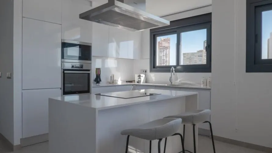 Apartamento de 3 dormitorios en Benidorm, España No. 2565 № 11