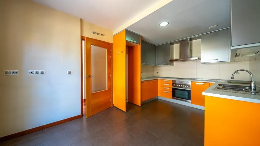 Apartamento de 3 dormitorios en Pozuelo de Alarcón, España No. 2708 № 13