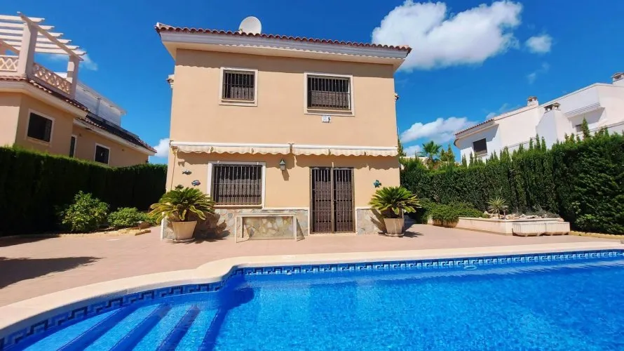 Villa de 3 dormitorios en Ciudad Quesada, España No. 1845 № 6