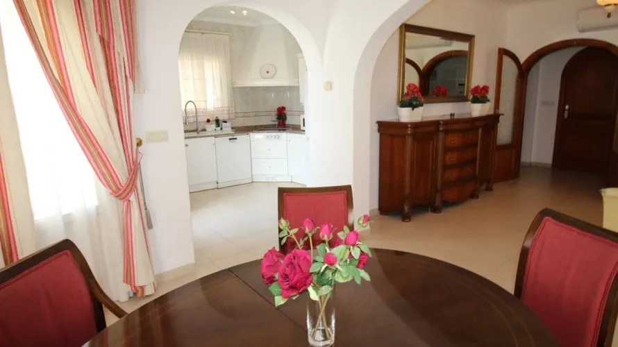Villa de 5 dormitorios en Calpe, España No. 1639 № 7
