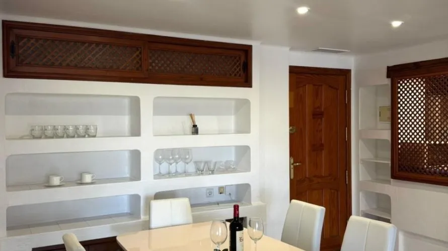 Apartamento de 2 dormitorios en Torrevieja, España No. 2268 № 8