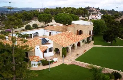 Villa de 4 dormitorios en Fustera, España No. 1627