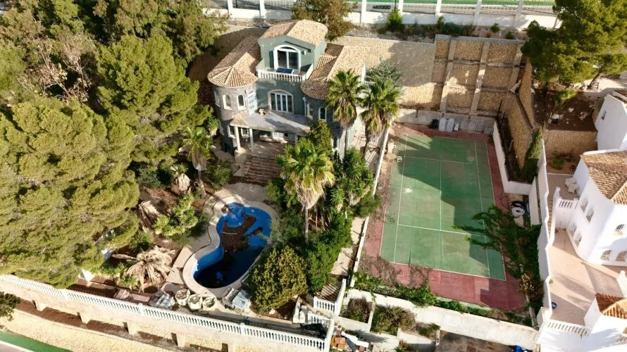 Сasa de 4 dormitorios en Zona Altea Hills, España No. 2007 № 8