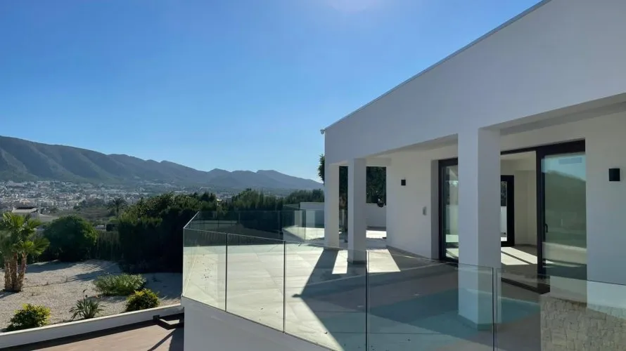 Villa de 4 dormitorios en Altea, España No. 1628 № 8