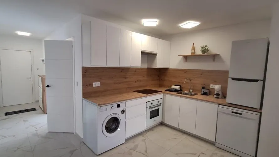 Apartamento de 1 dormitorio en Torrevieja, España No. 2320 № 6