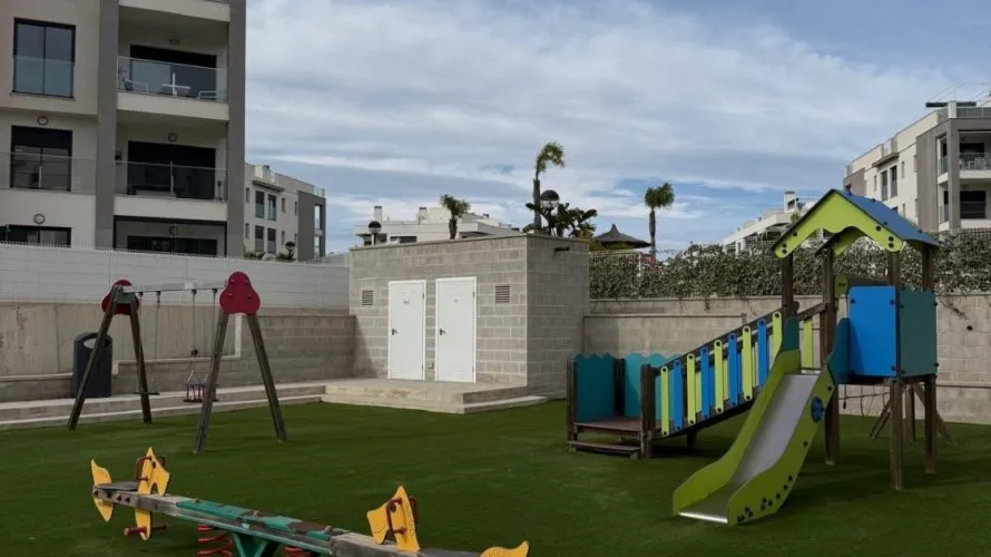 Apartamento de 2 dormitorios en Campoamor, España No. 2605 № 6