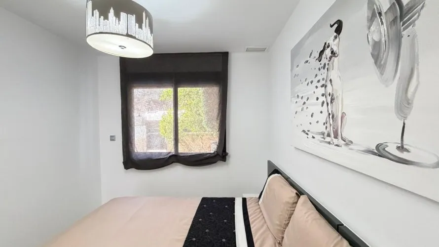 Apartamento de 3 dormitorios en Dehesa De Campoamor, España No. 2700 № 1