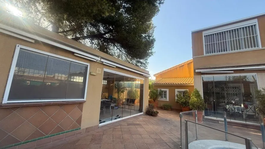Сasa de 5 dormitorios en Dehesa De Campoamor, España No. 1493 № 3