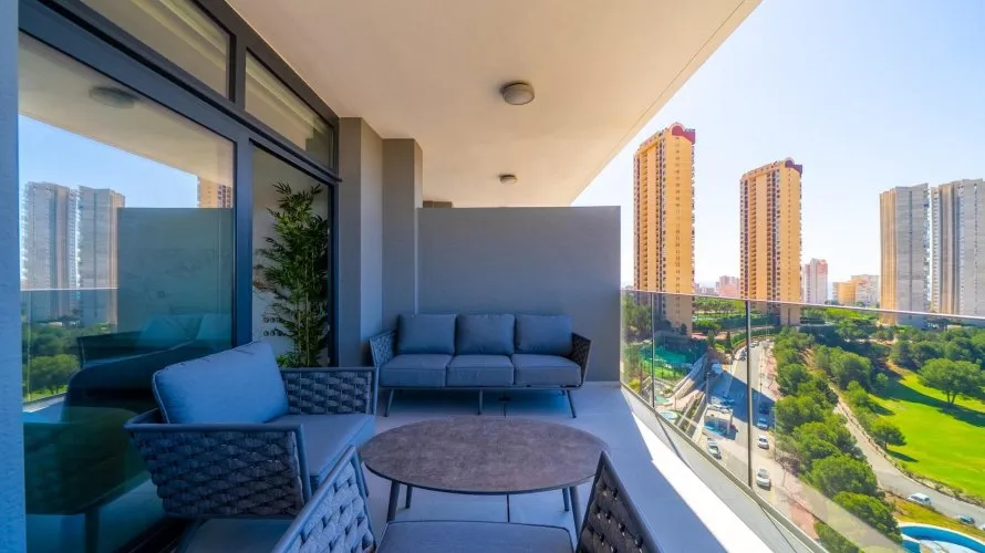 Apartamento de 2 dormitorios en Benidorm, España No. 2074 № 13
