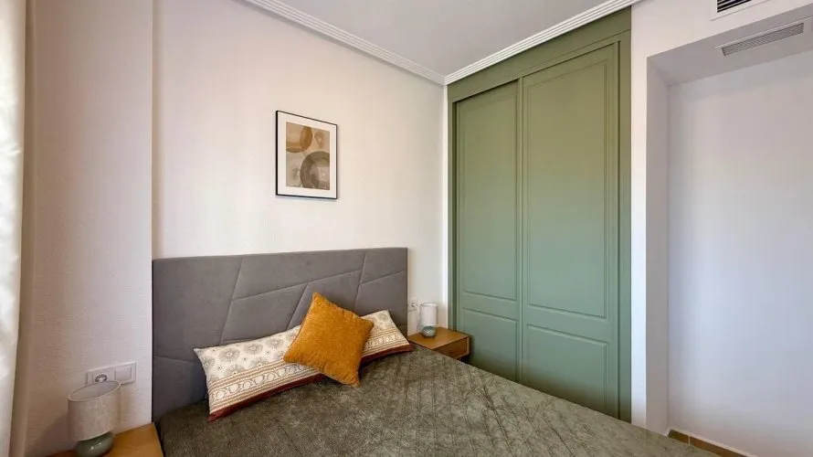 Apartamento de 3 dormitorios en Guardamar del Segura, España No. 2280 № 20