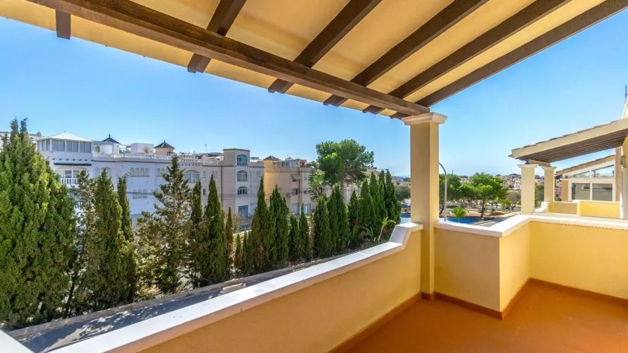 Сasa de 105m² en Campoamor, España No. 2239 № 2