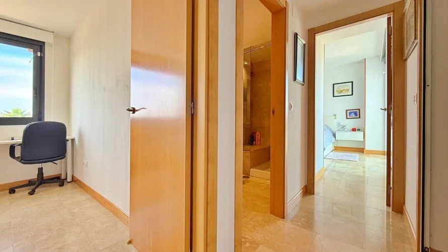 Ático de 2 dormitorios en Alicante, España No. 2296 № 16
