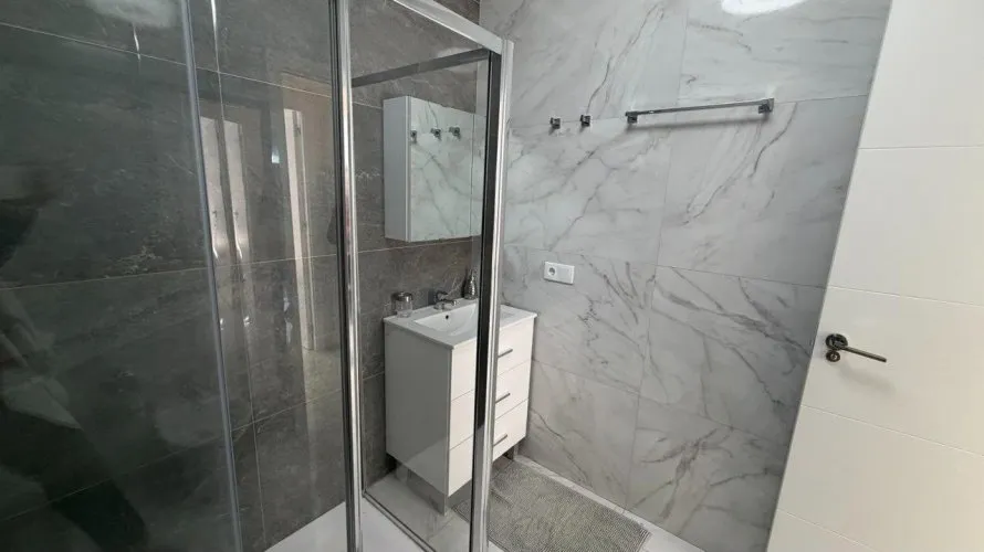 Apartamento de 3 dormitorios en Torrevieja, España No. 2235 № 25