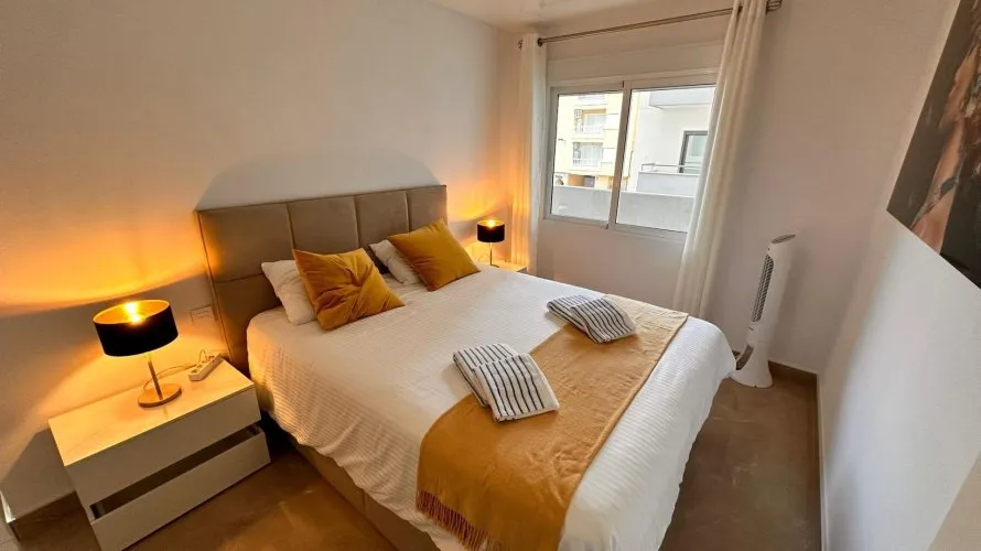 Apartamento de 3 dormitorios en Torrevieja, España No. 1784 № 26