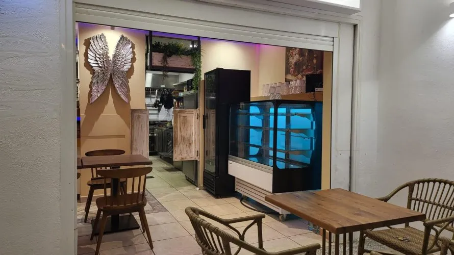 Propiedad comercial de 85m² en Calpe, España No. 2149 № 1