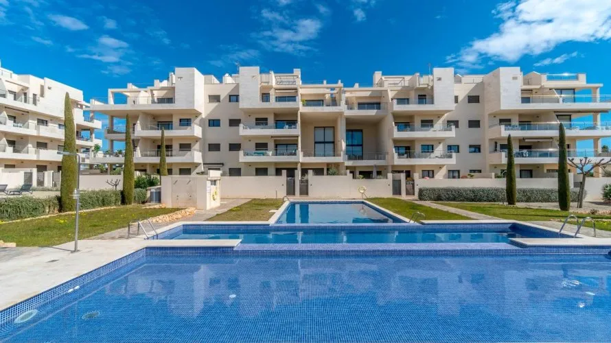 Parcela de 2 dormitorios en Alicante, España No. 1458 № 21