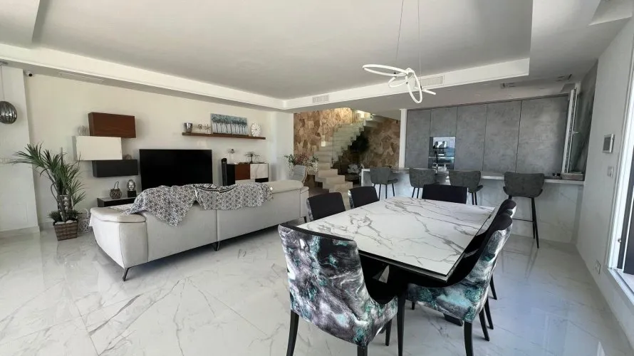 Villa de 5 dormitorios en La Mata, España No. 1966 № 8